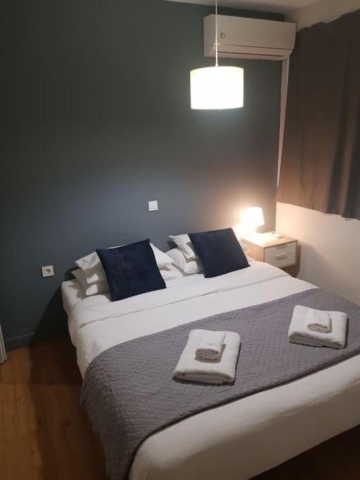 Modern, Quite 1-Bdr Apt 5 Min Walk To Acropolis アテネ エクステリア 写真